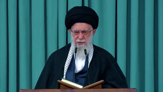 اِنَّ هٰذَا القُرآنَ یَهدی لِلَّتی‌ هِیَ اَقوَم